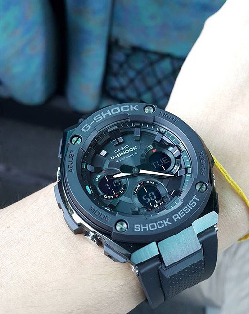 Casio GST-W100G-1BER Casio GST-W100G-1BER
