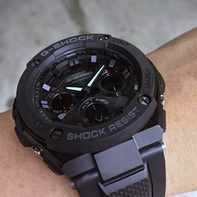 Casio GST-W100G-1BER Casio GST-W100G-1BER