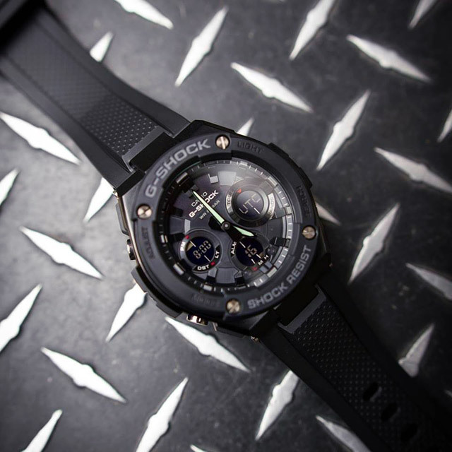 Casio GST-W100G-1BER Casio GST-W100G-1BER