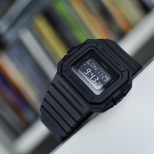 Casio DW-D5500BB-1ER Casio DW-D5500BB-1ER