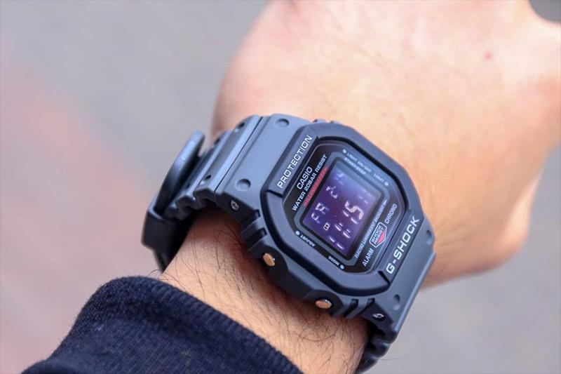 Casio DW-5610SU-8E Casio DW-5610SU-8E