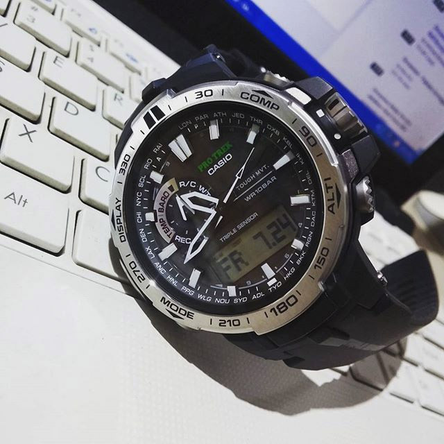 Casio PRW-6000-1ER Casio PRW-6000-1ER
