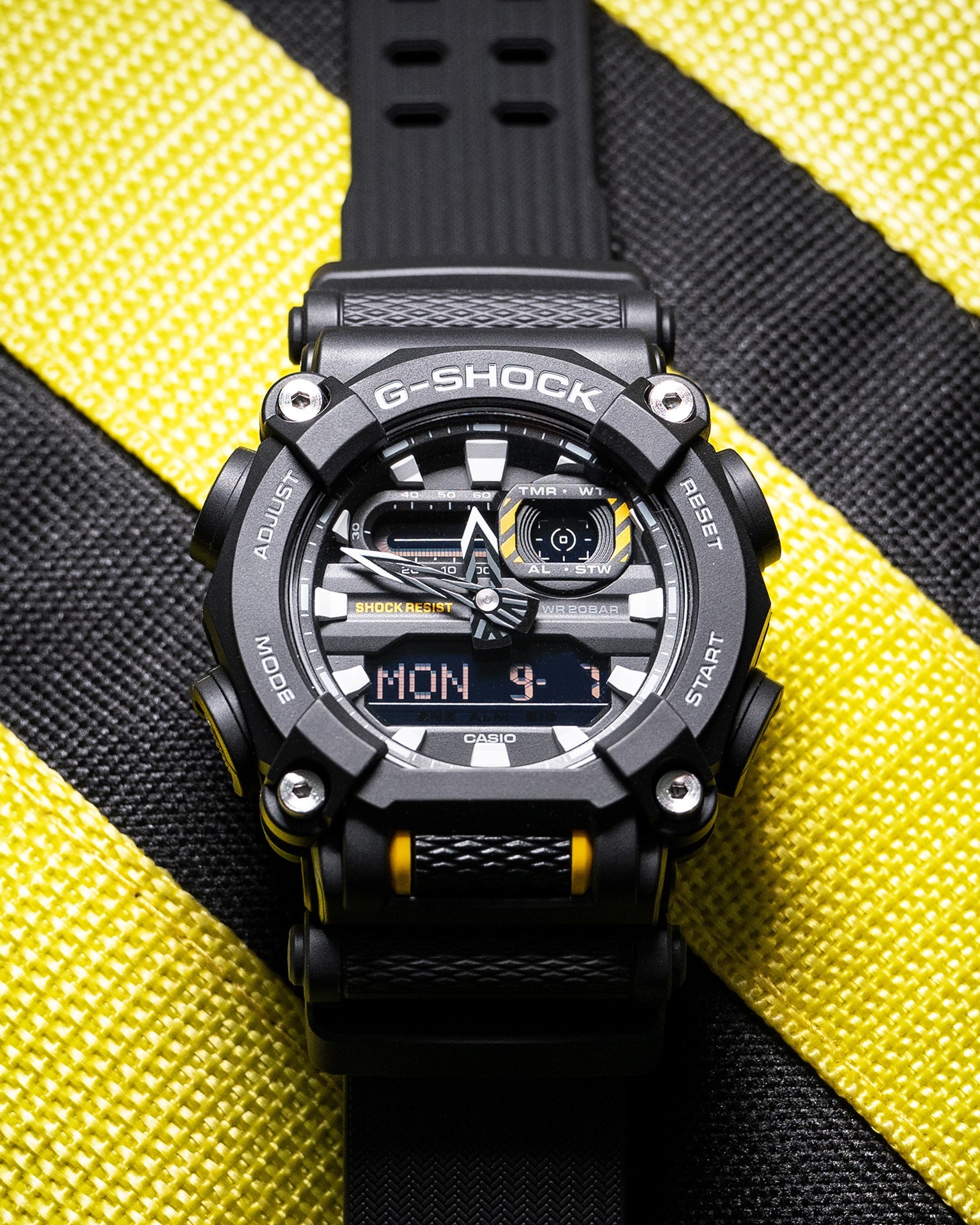Casio GA-900-1A Casio GA-900-1A