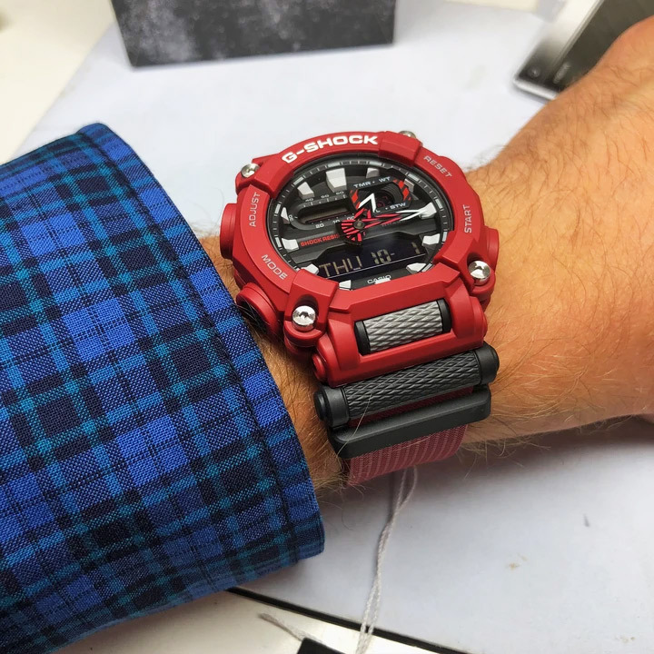 Casio GA-900-4A Casio GA-900-4A