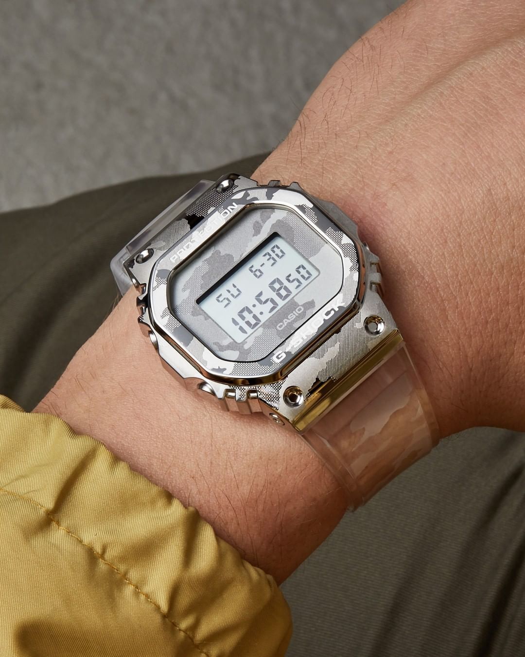 Casio GM-5600SCM-1E Casio GM-5600SCM-1E
