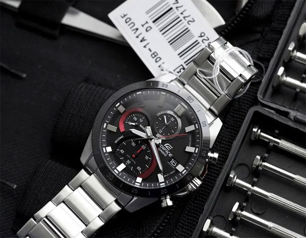 Casio EFR-571DB-1A1 Casio EFR-571DB-1A1