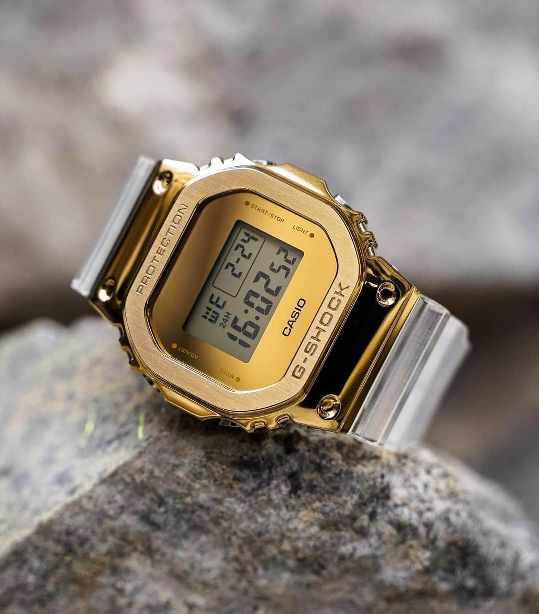 Casio GM-5600SG-9E Casio GM-5600SG-9E
