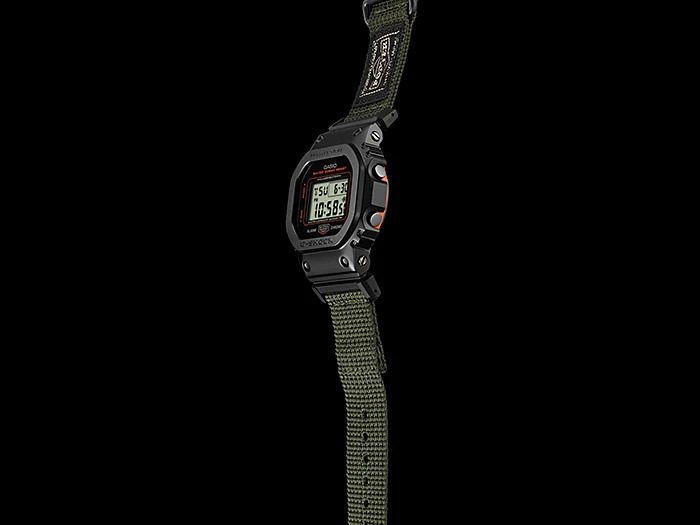 Casio GM-5600EY-1D Casio GM-5600EY-1D