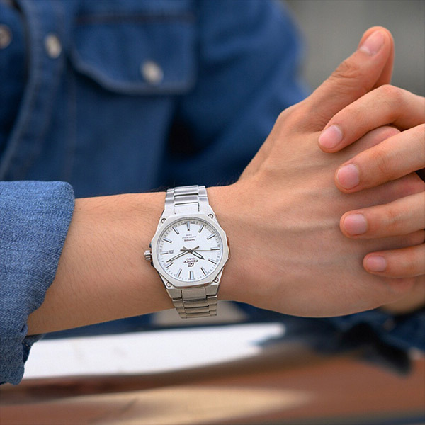 Casio EFR-S108D-7A Casio EFR-S108D-7A
