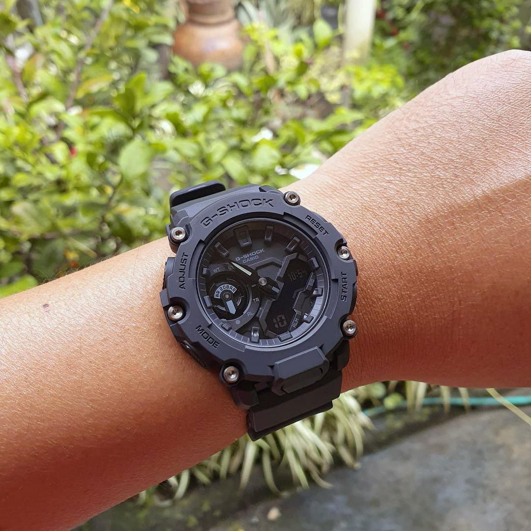 Casio GA-2200BB-1A Casio GA-2200BB-1A