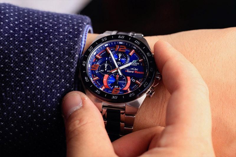 Casio EFR-564TR-2AER Casio EFR-564TR-2AER