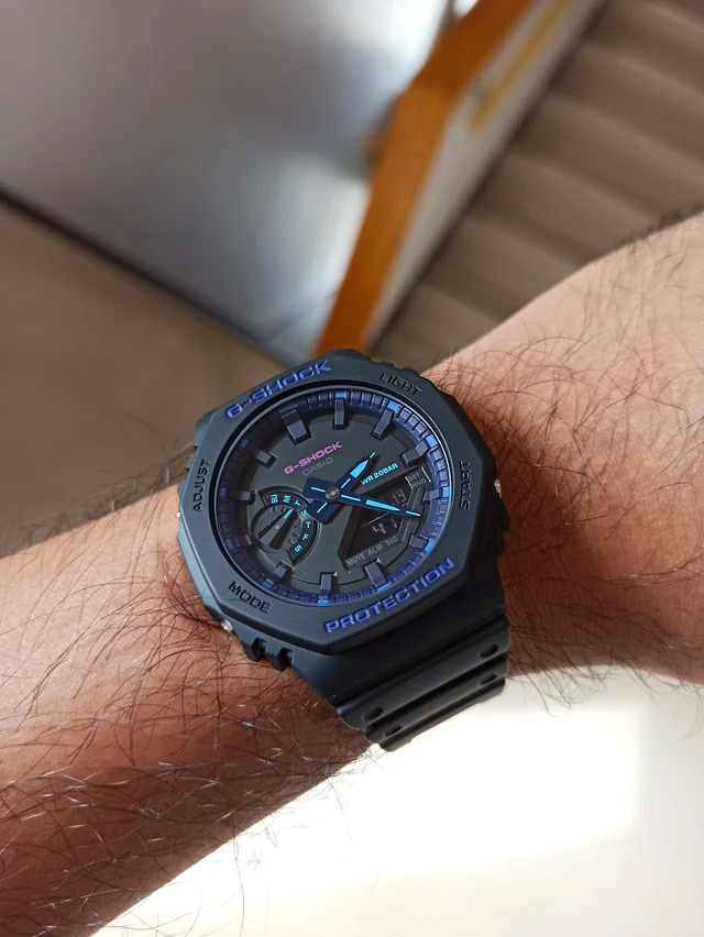 Casio GA-2100VB-1A Casio GA-2100VB-1A