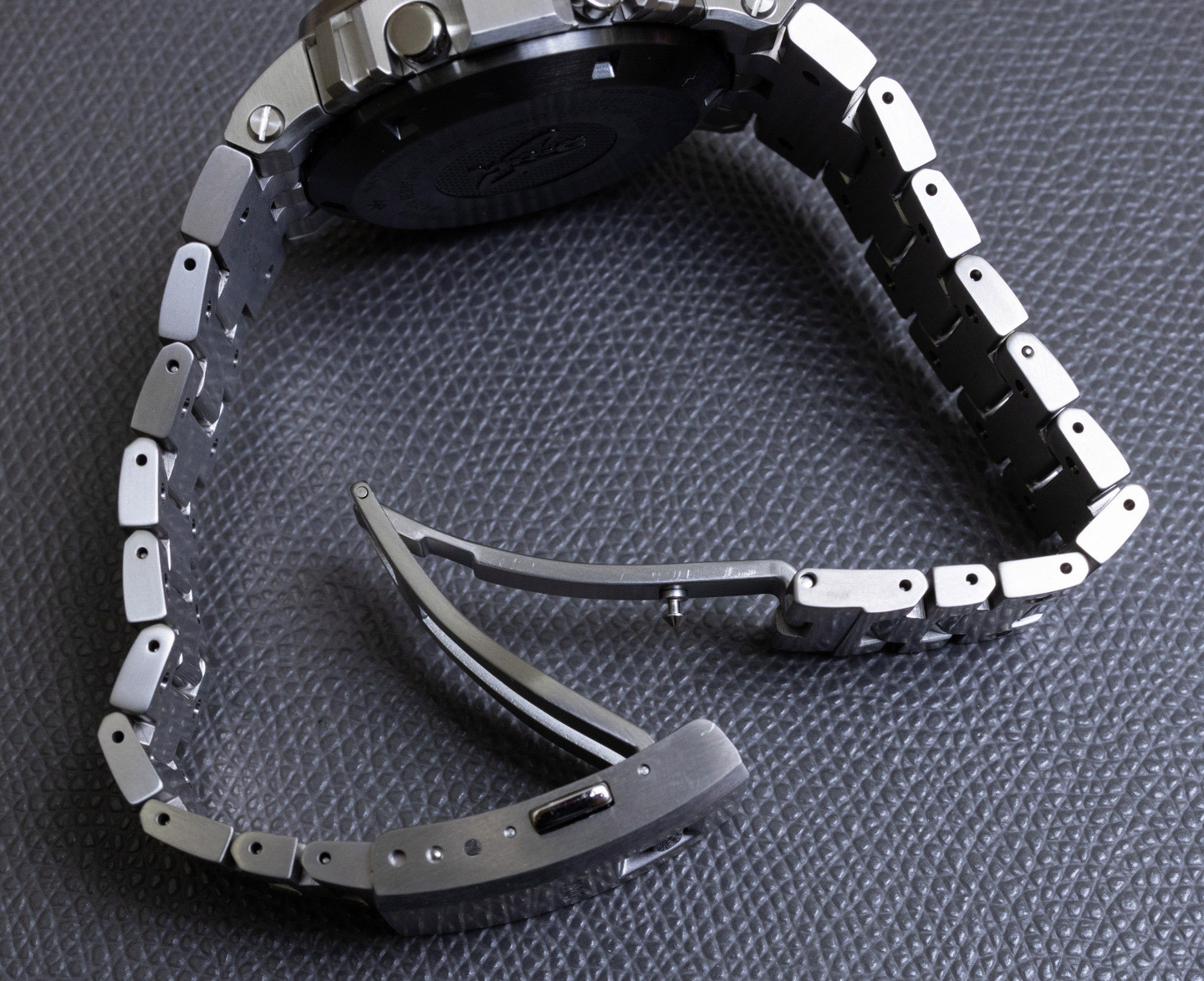 Casio MRG-B5000D-1E Casio MRG-B5000D-1E