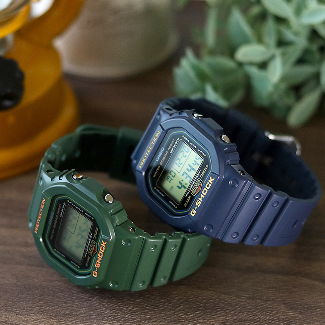 Casio DW-5600RB-2E Casio DW-5600RB-2E