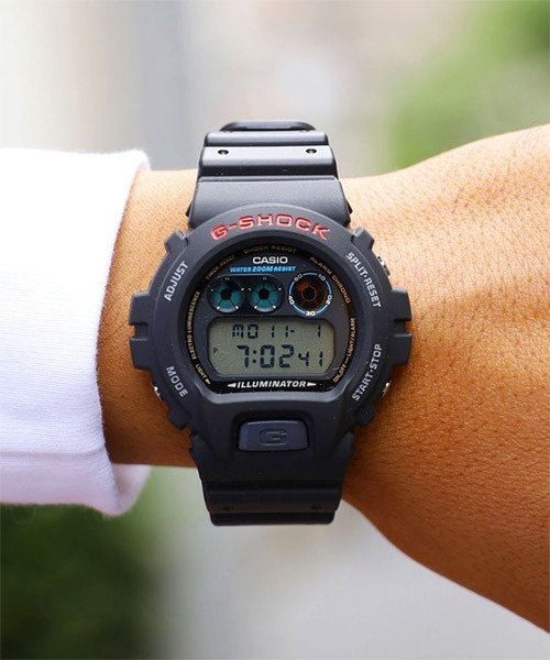 Casio DW-6900-1V Casio DW-6900-1V