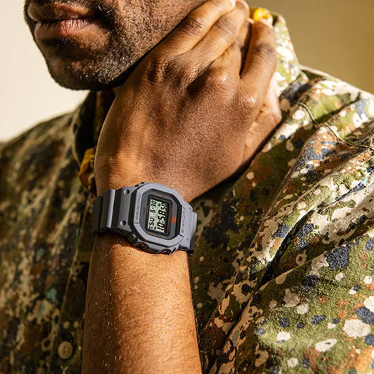 Casio DW-5600MNT-8E Casio DW-5600MNT-8E