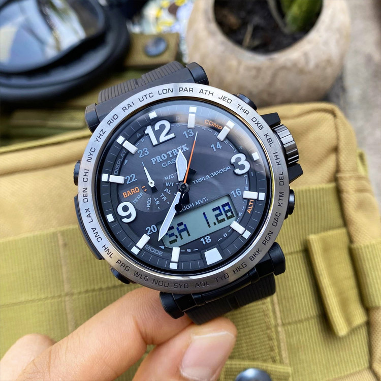 Casio PRW-6611Y-1E Casio PRW-6611Y-1E