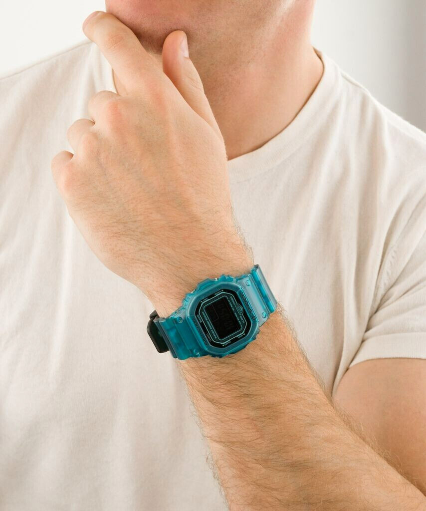 Casio DW-B5600G-2E Casio DW-B5600G-2E