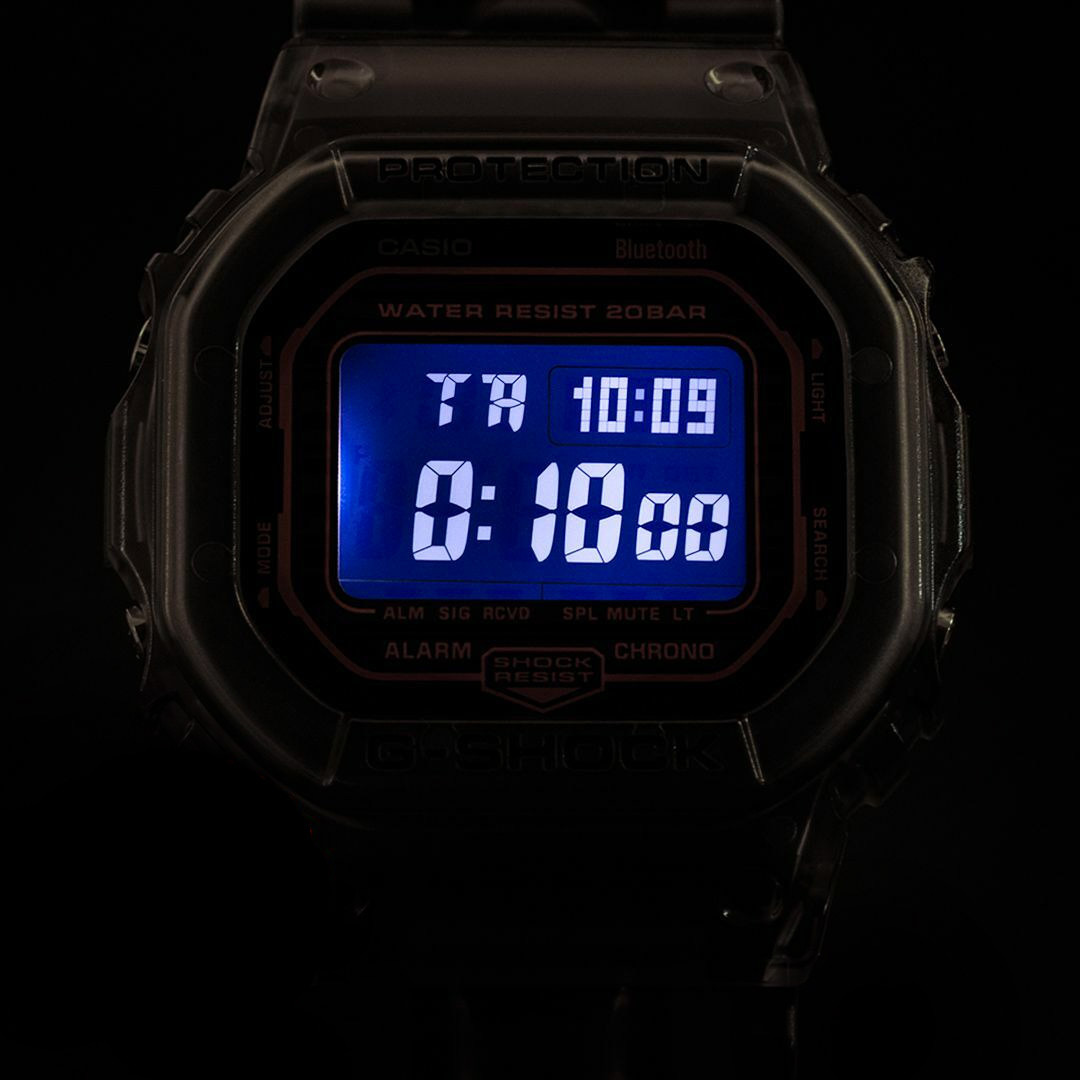 Casio DW-B5600G-1E Casio DW-B5600G-1E