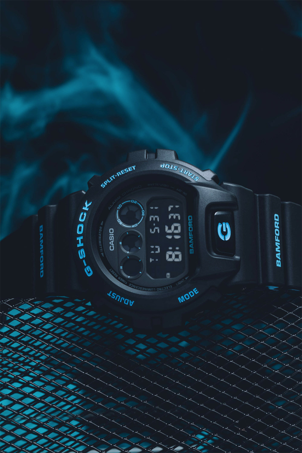Casio DW-6900BWD-1E Casio DW-6900BWD-1E