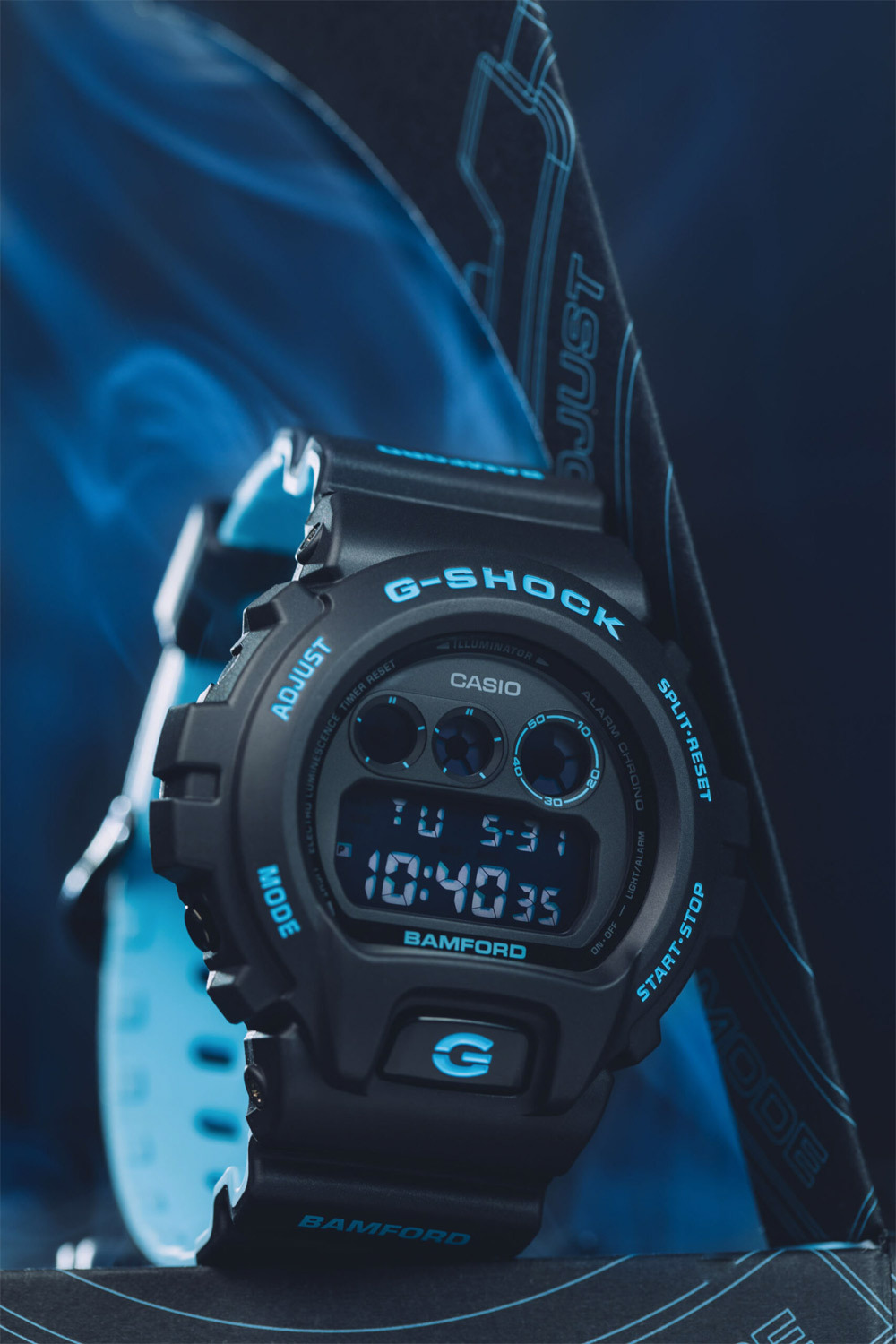 Casio DW-6900BWD-1E Casio DW-6900BWD-1E