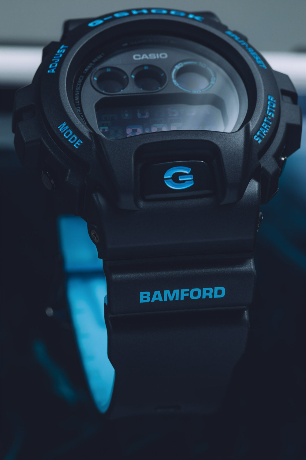Casio DW-6900BWD-1E Casio DW-6900BWD-1E