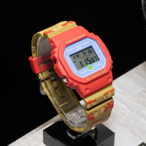 Casio DW-5600SMB-4E Casio DW-5600SMB-4E