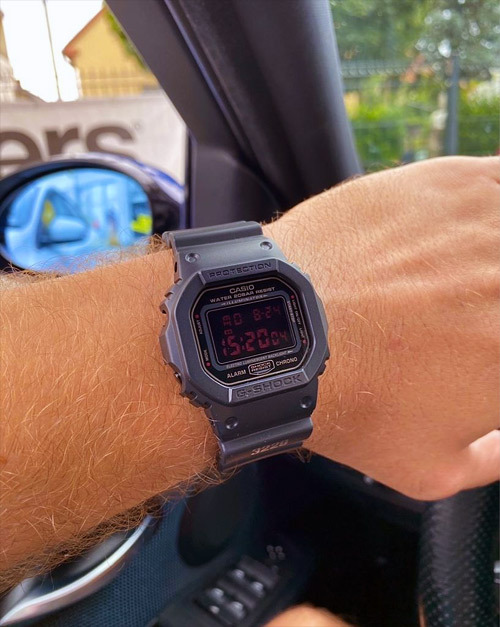 Casio DW-5600MS-1E Casio DW-5600MS-1E