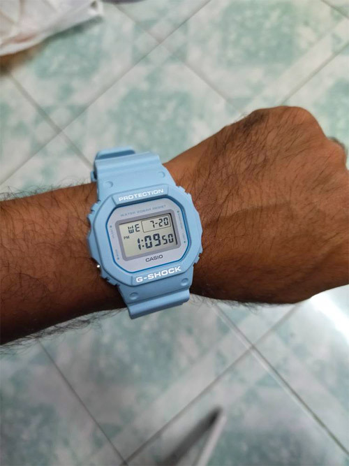 Casio DW-5600SC-2E Casio DW-5600SC-2E