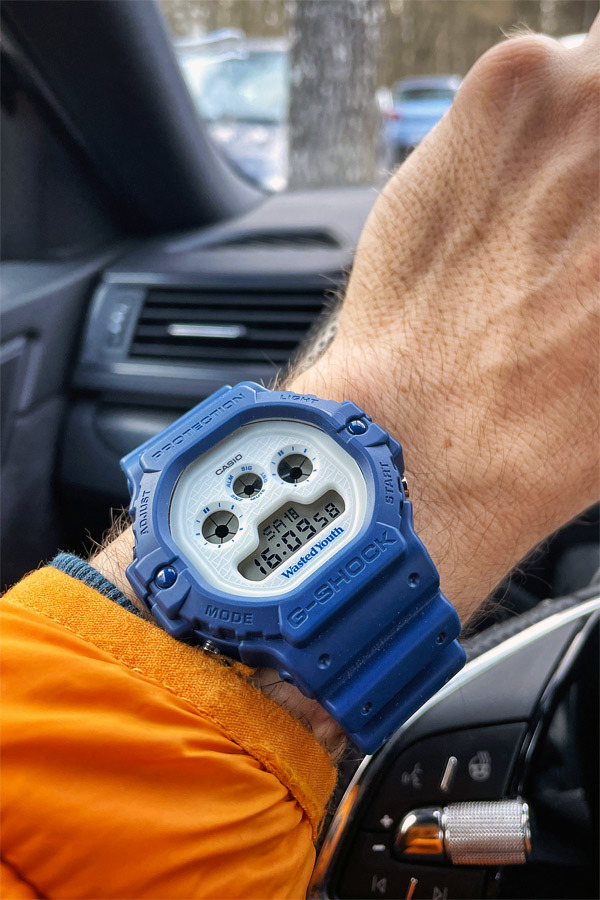 Casio DW-5900WY-2E Casio DW-5900WY-2E