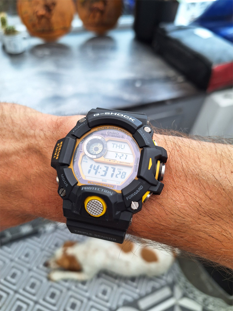 Casio GW-9400Y-1E Casio GW-9400Y-1E