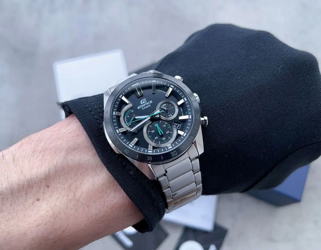 Casio EFR-573DB-1AVUEF Casio EFR-573DB-1AVUEF