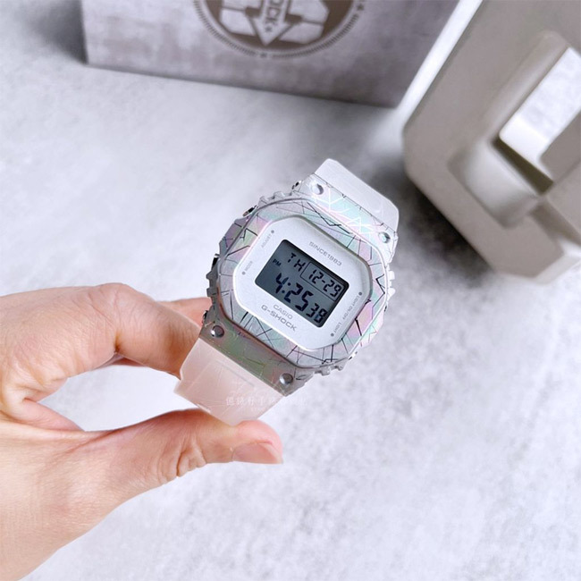 Casio GM-S5640GEM-7E Casio GM-S5640GEM-7E
