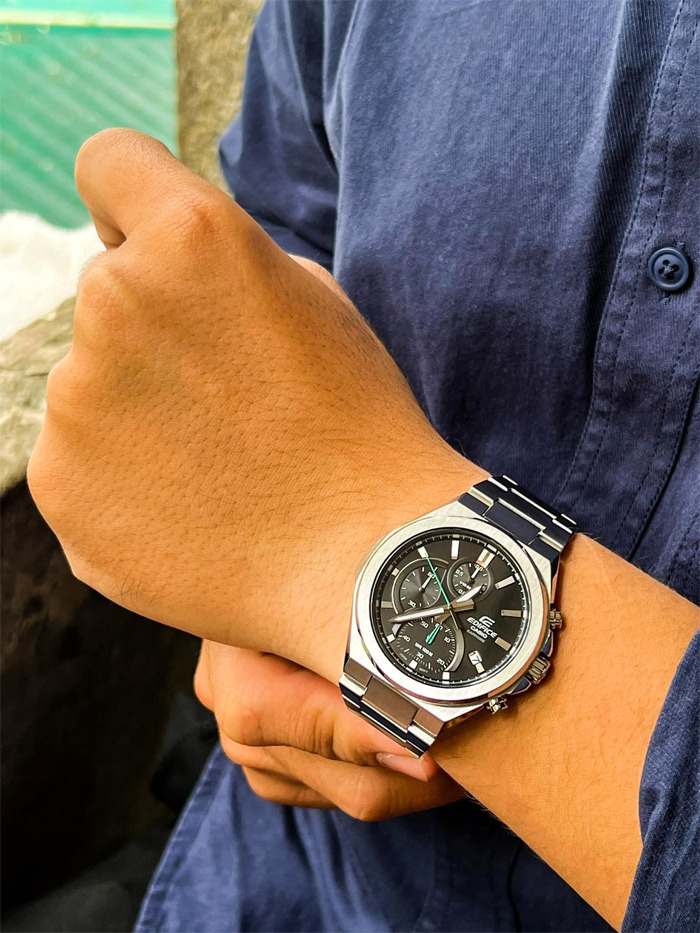 Casio EFB-700D-1AVUEF Casio EFB-700D-1AVUEF