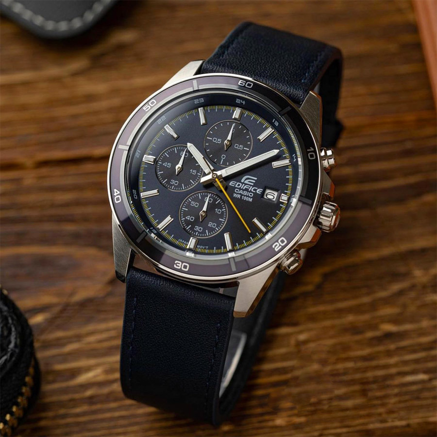 Casio EFR-526L-2C Casio EFR-526L-2C