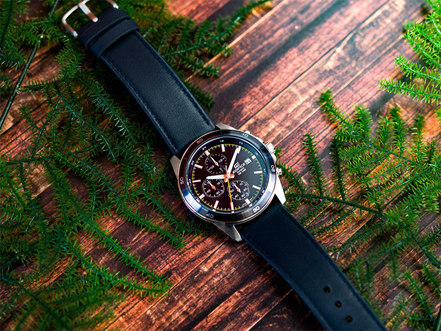 Casio EFR-526L-2C Casio EFR-526L-2C