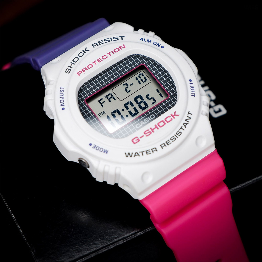 Casio DW-5700THB-7E Casio DW-5700THB-7E