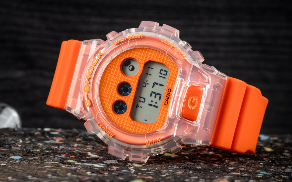 Casio DW-6900GL-4E Casio DW-6900GL-4E