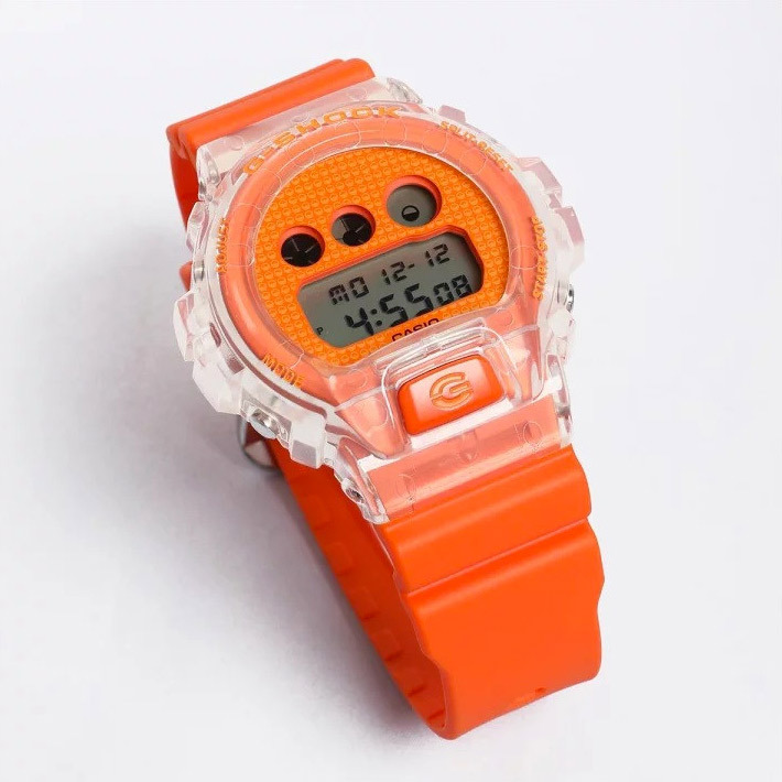 Casio DW-6900GL-4E Casio DW-6900GL-4E