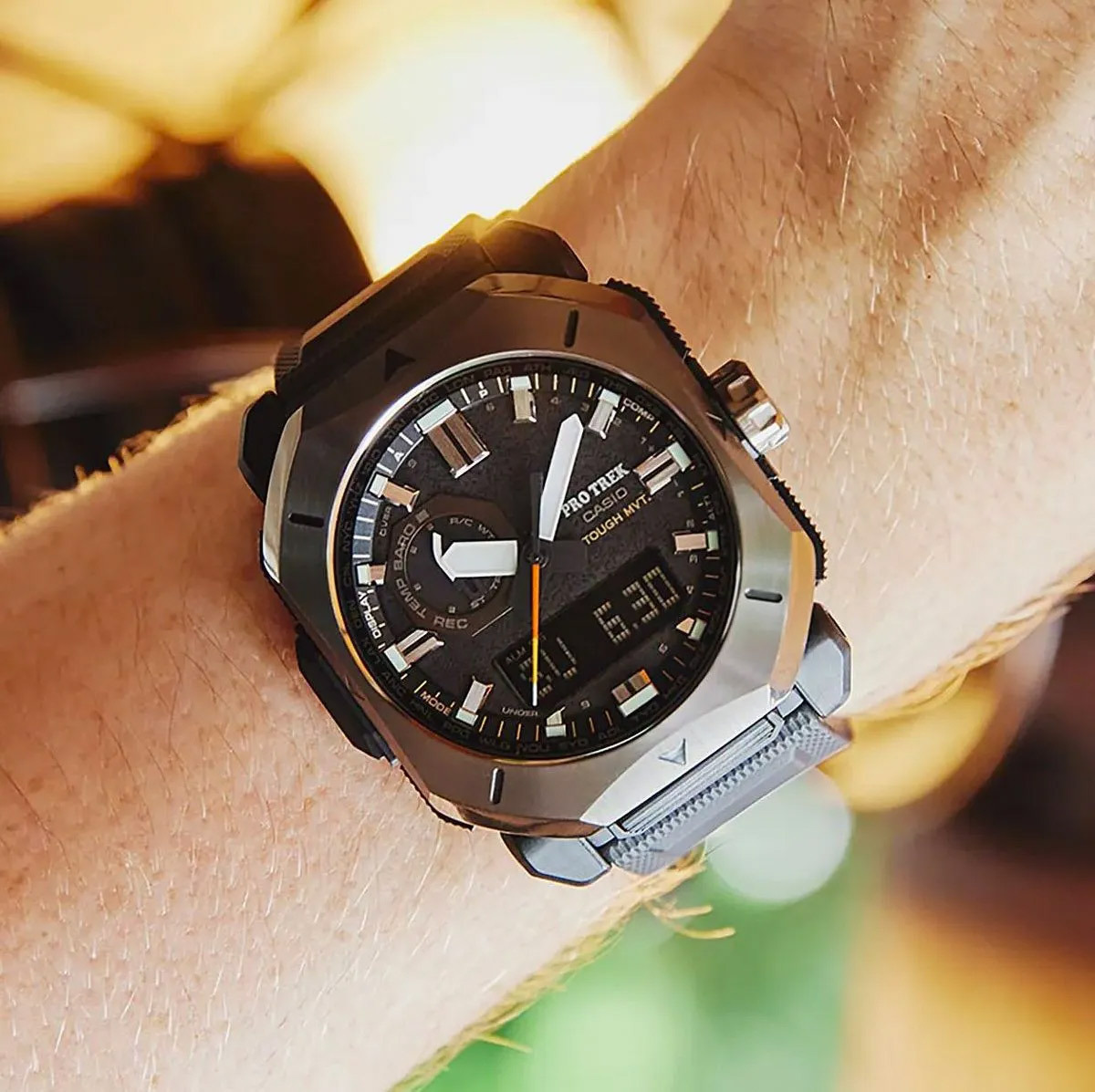 Casio PRW-6900Y-1E Casio PRW-6900Y-1E