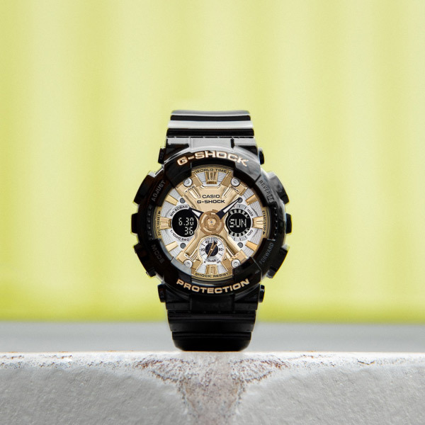 Casio GMA-S120GB-1A Casio GMA-S120GB-1A