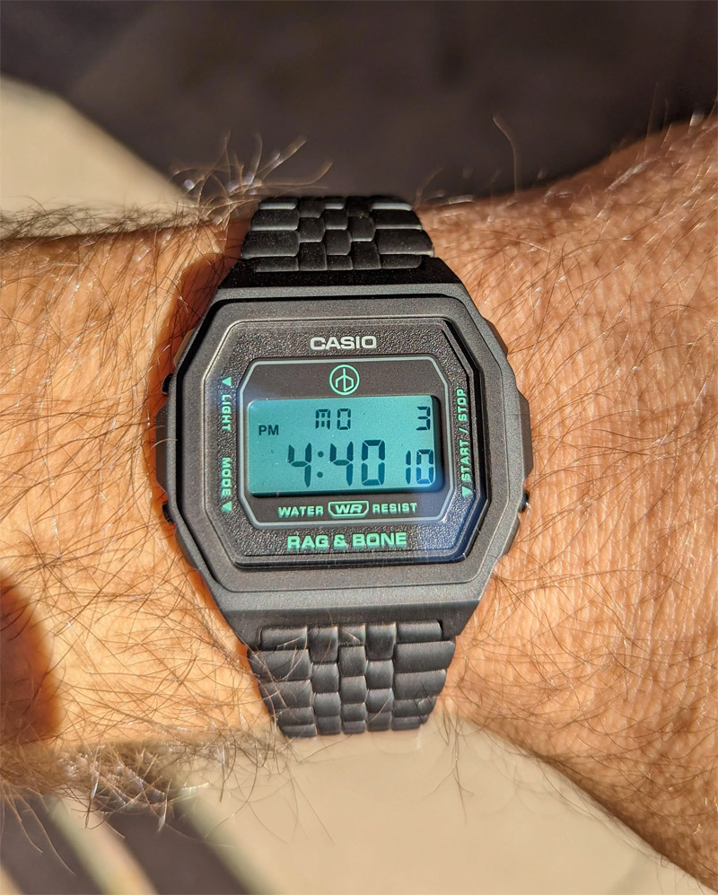 Casio A1000RCB-1E Casio A1000RCB-1E