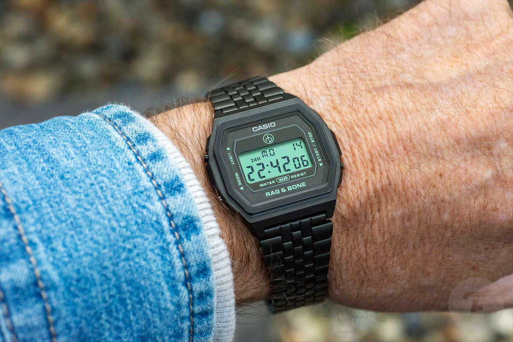 Casio A1000RCB-1E Casio A1000RCB-1E