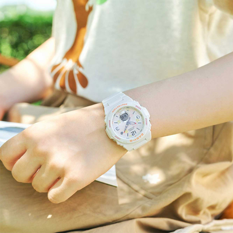 Casio BGA-260FL-7A Casio BGA-260FL-7A