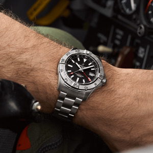 Breitling A32320101B1A1 Breitling A32320101B1A1