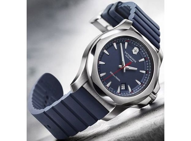 Victorinox Swiss Army VX-V241688.1 Victorinox Swiss Army VX-V241688.1