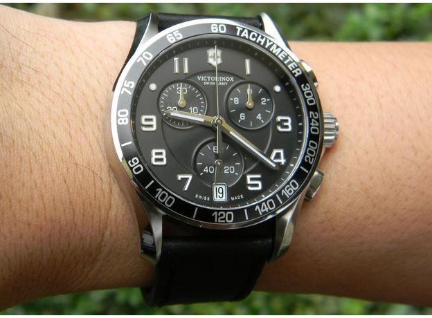 Victorinox Swiss Army VX-V241651 Victorinox Swiss Army VX-V241651