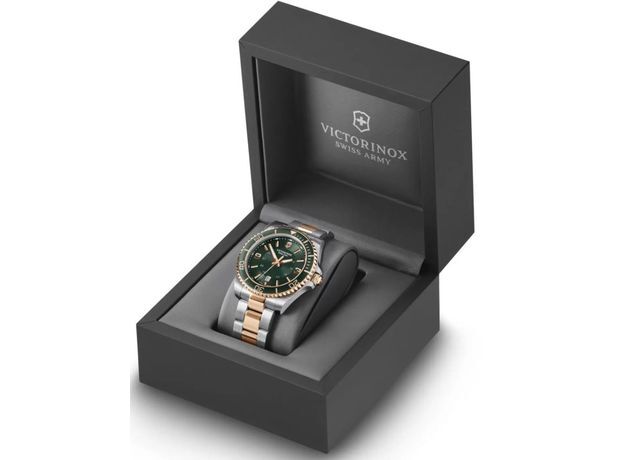 Victorinox Swiss Army V242008 Victorinox Swiss Army V242008