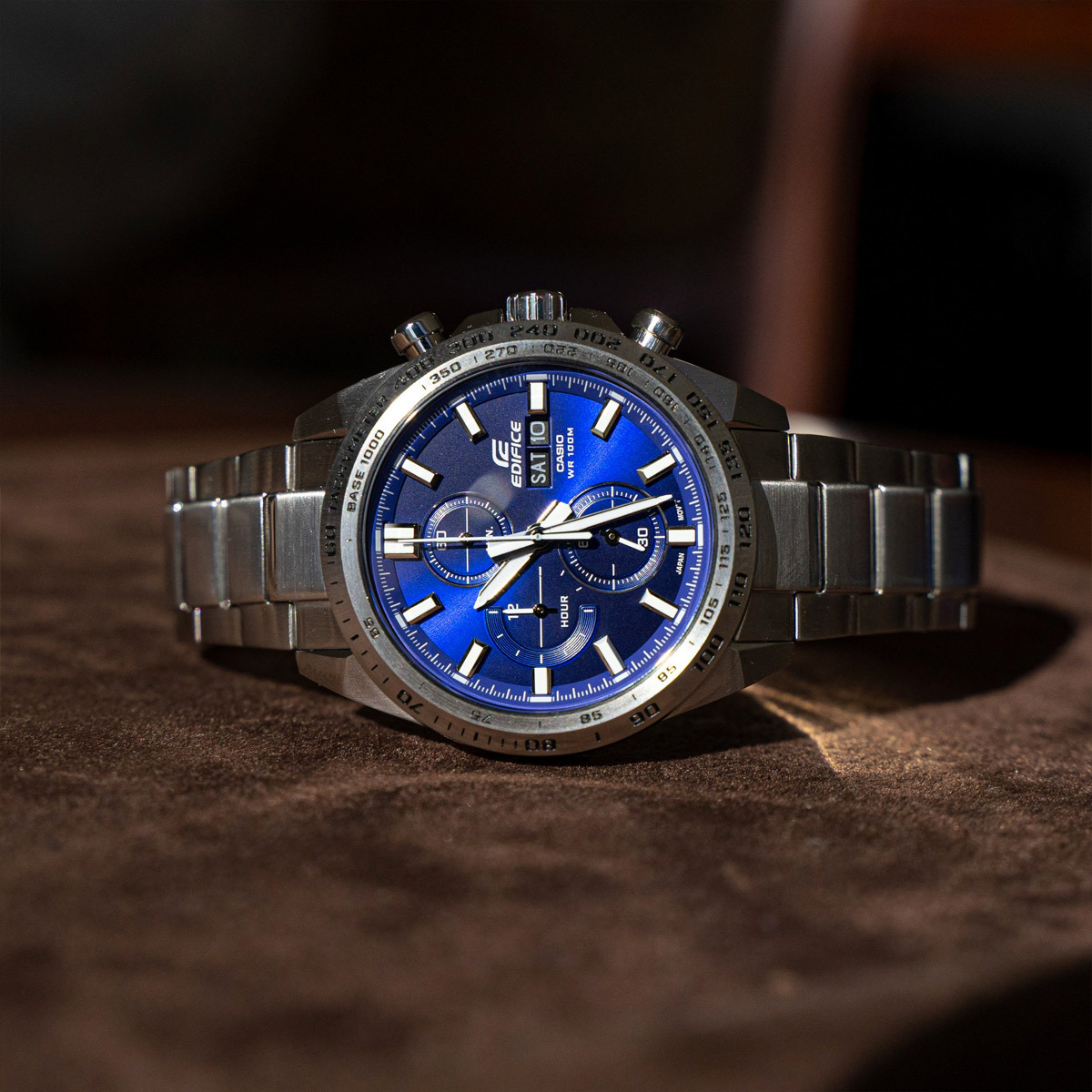 Casio EFR-574D-2AVUEF Casio EFR-574D-2AVUEF