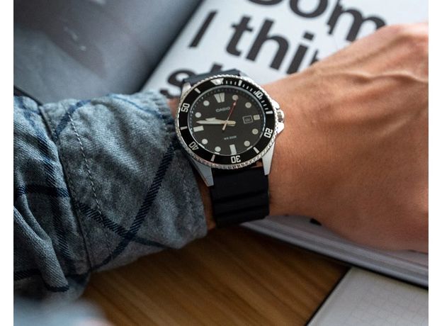 Casio MDV-107-1A1VEF Casio MDV-107-1A1VEF